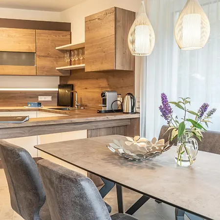 Apartament Landskron View 07 I Gerlitzen-ossiachersee I Alpe Maritima Annenheim